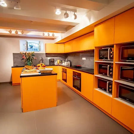 Albergue Banana's Camp Cannes
