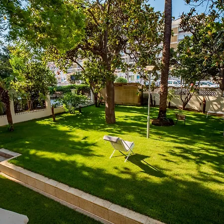 Banana's Camp 호스텔