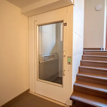 Banana's Camp * كان