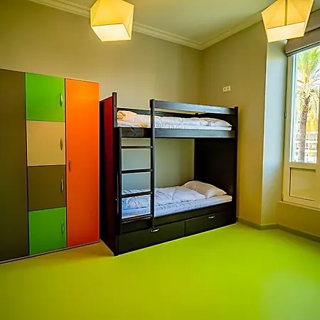 Banana's Camp Hostel *