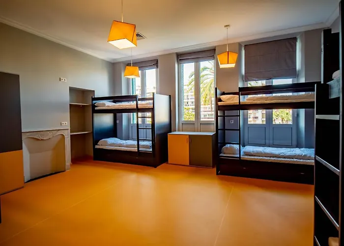 旅馆 Banana's Camp 戛纳